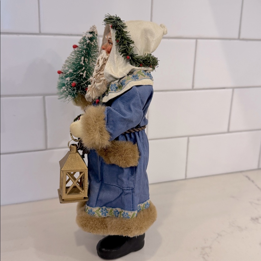 Dept 56 Possible Dreams Clothique Santa A Beacon of Light 15022 1993 - Picture 5 of 12